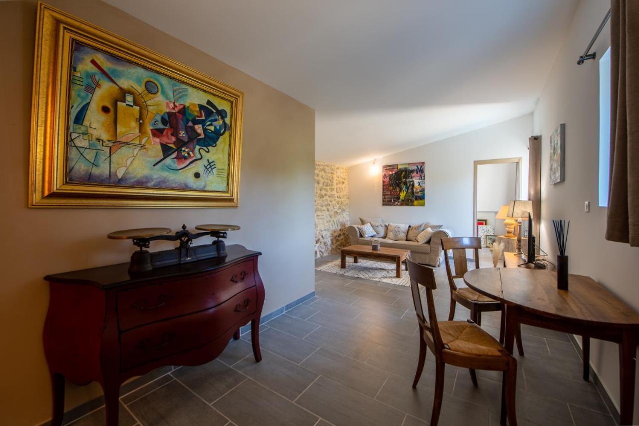 La Maison De Livia, Chambres D'Hotes, Piscine Chauffee, Proche Uzes, Nimes, Ales Sauzet  ภายนอก รูปภาพ